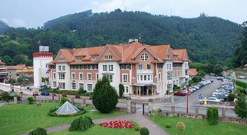 Gran Hotel Balneario De Puente Viesgo