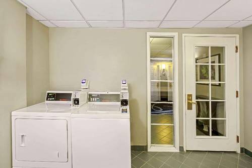 La Quinta Inn & Suites Houston Park 10