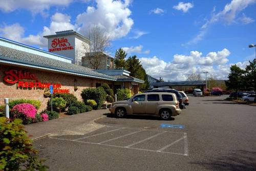 Sojourn Suites Portland Airport