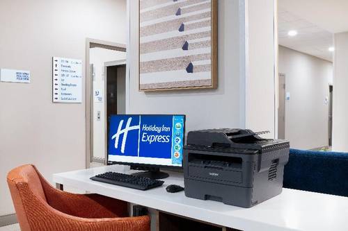 Holiday Inn Express Atlanta West - Theme Park Area