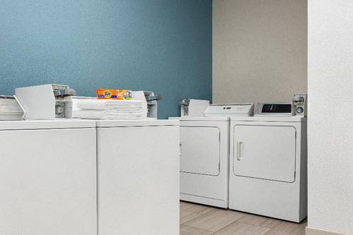Holiday Inn Express Mission McMallen
