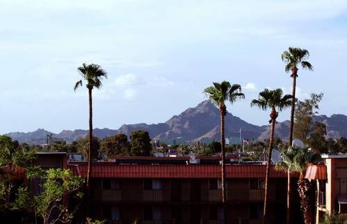 Embassy Suites Phoenix Airport