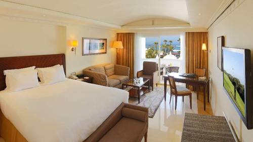 Amphitrite Palace Resort And Spa