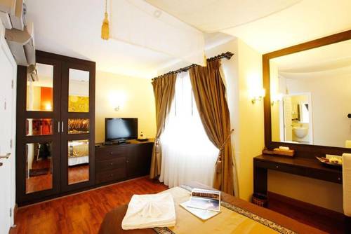 Mirth Sathorn Bangkok