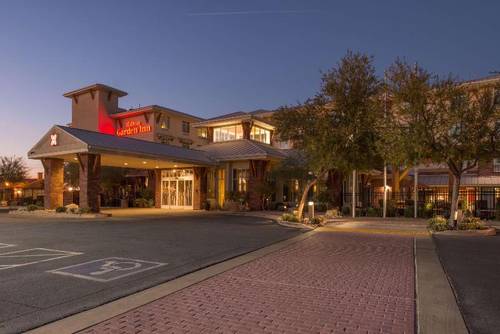 Hilton Garden Inn Pivot Point Center