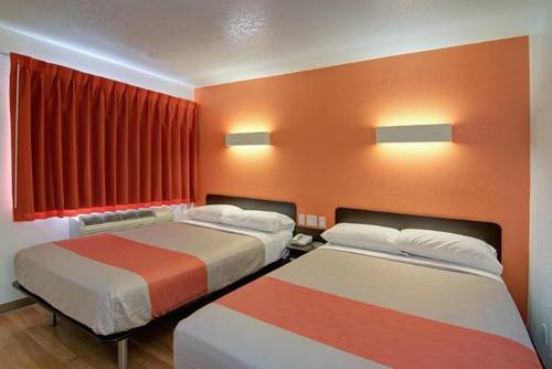 Motel 6 Scottsdale
