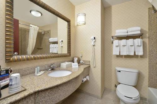Comfort Inn and Suites (Little Rock)