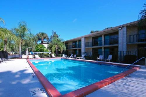 Quality Inn & Suites Orlando Airport