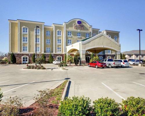Comfort Suites