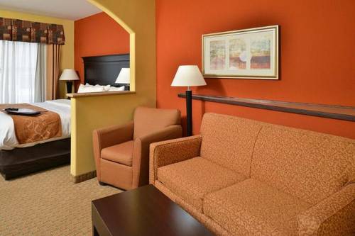 Comfort Suites Salina Area