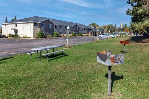 Comfort Inn Rhinelander Area