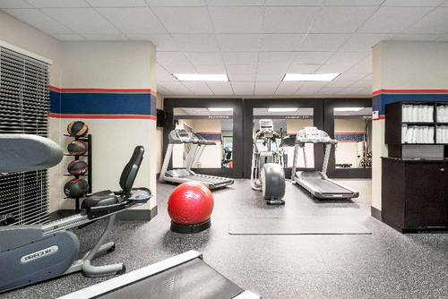 Hampton Inn Roanoke/Hollins - I-81