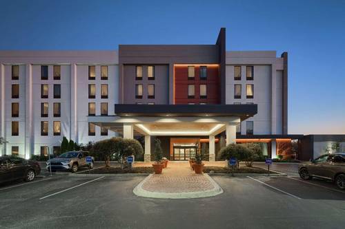 Hampton Inn Louisville-Northeast
