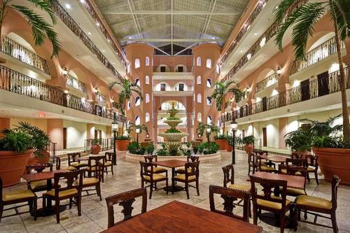 Embassy Suites Charleston Historic District