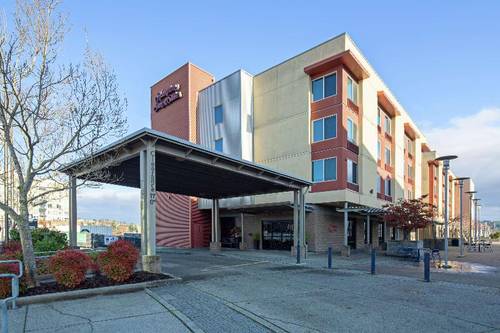 Hampton Inn & Suites Bremerton 