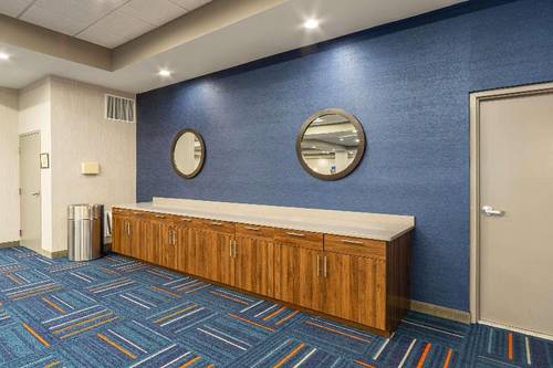Hampton Inn Winchester N/Conference Center