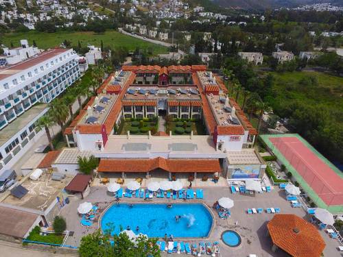 Tiana Beach Resort