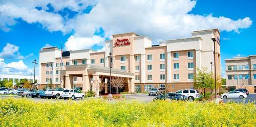Hampton Inn & Suites Fresno