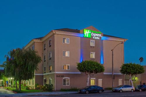 Holiday Inn Express and Suites LAX - Hawthorne