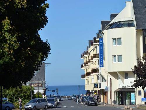 BEST WESTERN Les Bains de Perros-Guirec Hotel et S
