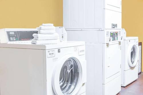 Days Inn by Wyndham Fort Lauderdale/Oakland Prk