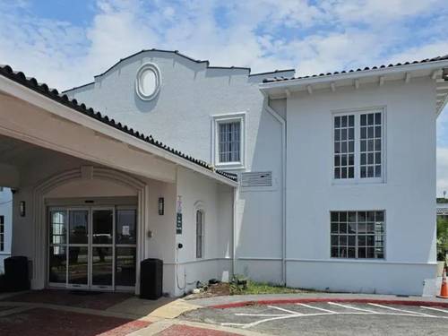 Metairie Inn