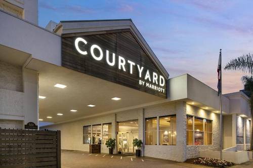 Courtyard Long Beach Downtown