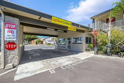 Econo Lodge Woodland near I-5