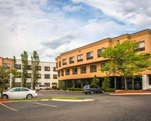 Quality Inn & Suites Auburn Hills