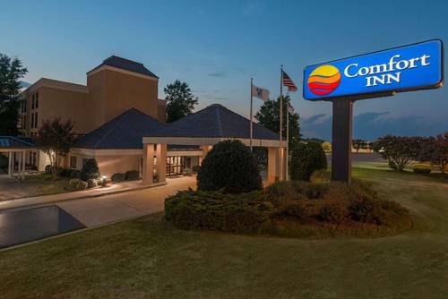 Comfort Inn Fayetteville near Fort Bragg