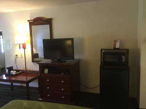 Quality Inn Mobile West Tillmans Corner