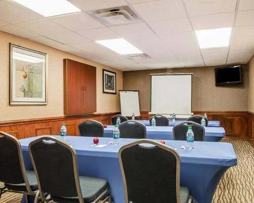 Comfort Suites Near Texas A and M - Corpus Christ