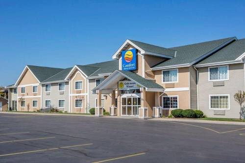 Comfort Inn & Suites Jackson - West Bend