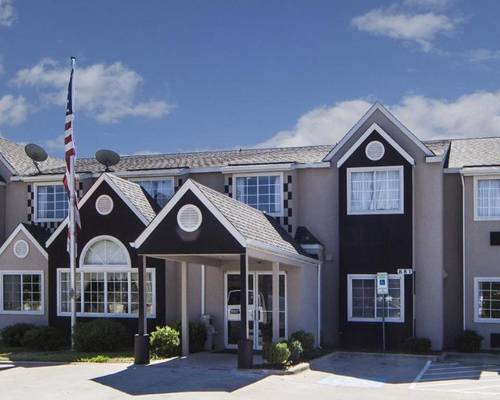 Econo Lodge & Suites Lewisville Area