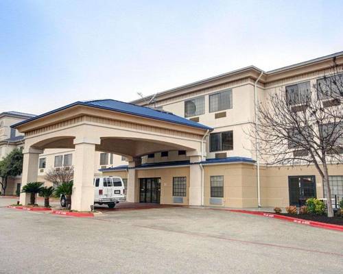 Quality Inn & Suites Airport University Area