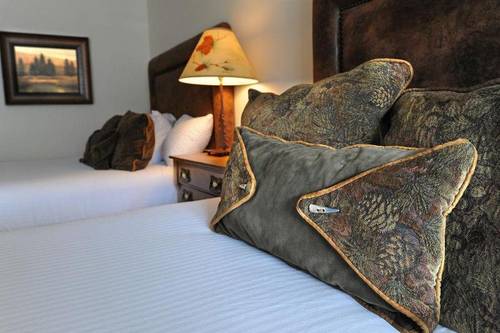 The Parkway Inn