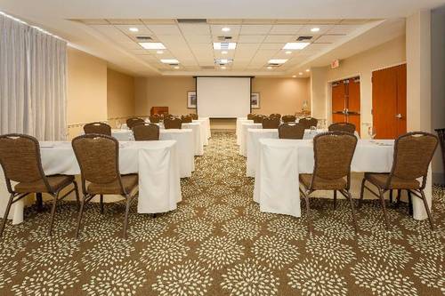 Hilton Garden Inn Bakersfield