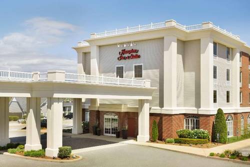 Hampton Inn & Suites Newport Middletown