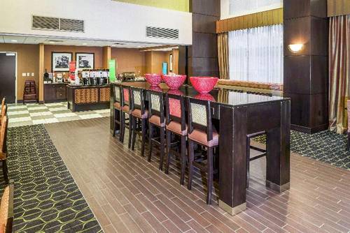 Hampton Inn & Suites Tulsa/Catoosa