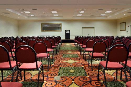 Hilton Garden Inn St. Charles