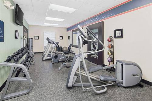 Hampton Inn & Suites Savannah-Airport