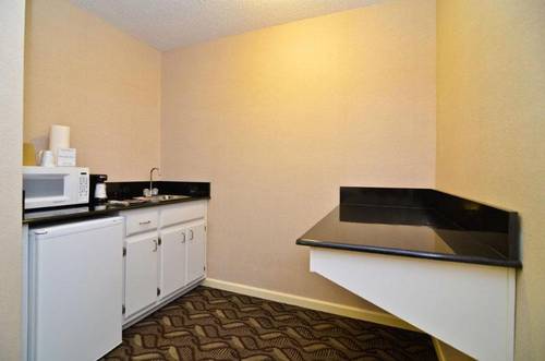 Best Western Suites