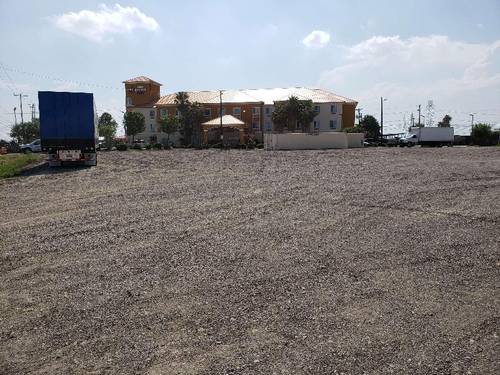 Best Western Plus San Antonio East Inn & Suites