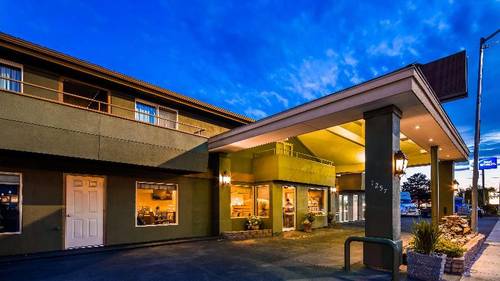 Best Western Rivertree Inn