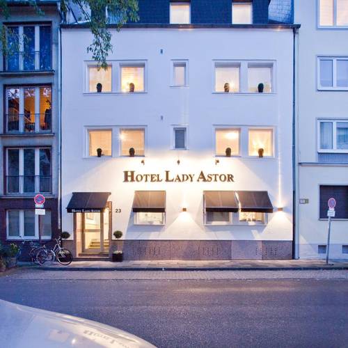Sir & Lady Astor