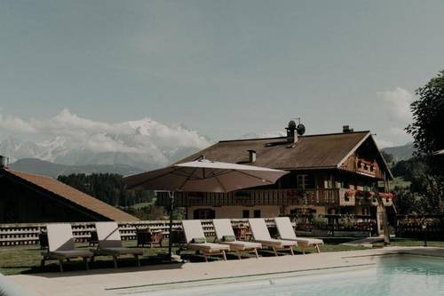 Les Roches Fleuries