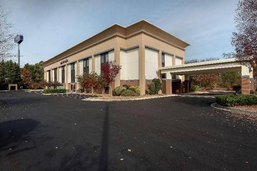Hampton Inn Commerce
