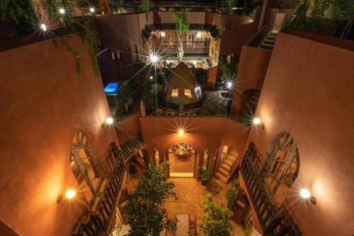 Riad XO