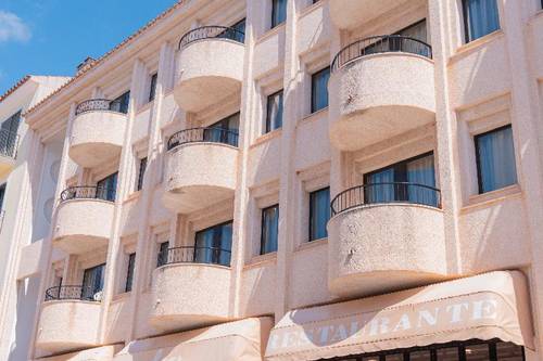 Aparthotel Loar Ferreries