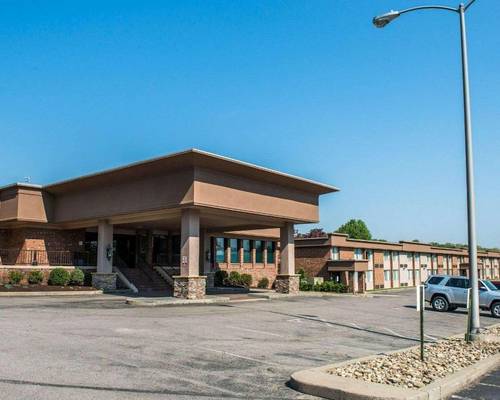 Comfort Inn & Suites Pittsburgh
